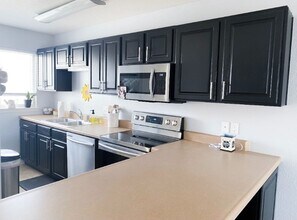 1313 Sundance Dr in Manhattan, KS - Building Photo - Building Photo