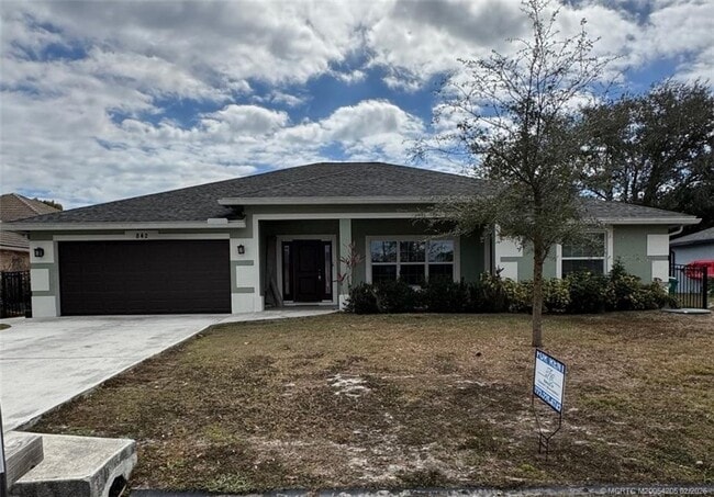 property at 842 NW Tremont Ave