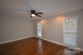 9024 McElroy Rd in Waxhaw, NC - Building Photo - Building Photo