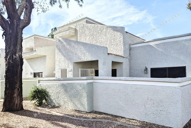 property at 850 S River Dr