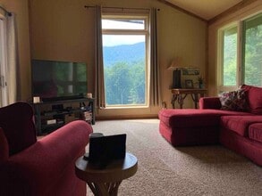 3543 Dark Ridge Rd in Sylva, NC - Building Photo - Building Photo