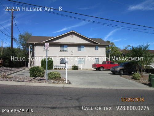 212 W Hillside Ave in Prescott, AZ - Foto de edificio