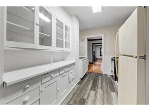 2512 Dupont Ave S in Minneapolis, MN - Building Photo - Building Photo