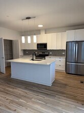 4822 157th St in Oak Forest, IL - Foto de edificio - Building Photo