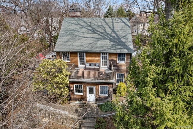 property at 32 Merriam Ave