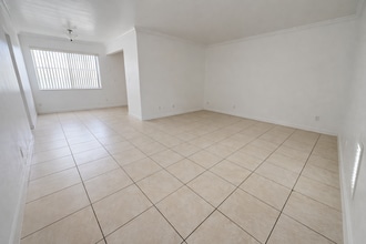 3500 Jackson St Hollywood, FL 33021 in Hollywood, FL - Building Photo - Building Photo