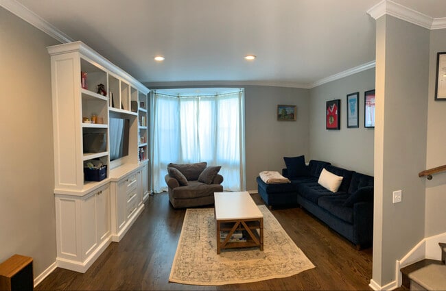 property at 2700 N Seminary Ave