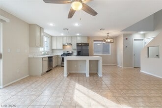 3211 Sunrise Cove Ave in North Las Vegas, NV - Building Photo - Building Photo