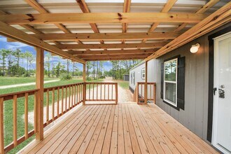 1556 Brown Rd in Willis, TX - Building Photo - Building Photo