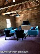 375 Arrowhead Dr in Brick, NJ - Building Photo - Building Photo