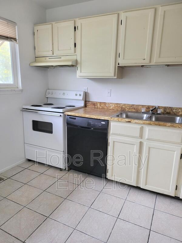 2463 Astrozon Cir in Colorado Springs, CO - Building Photo - Building Photo