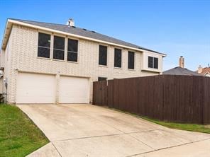 130 Blanchard Dr in Rockwall, TX - Foto de edificio - Building Photo