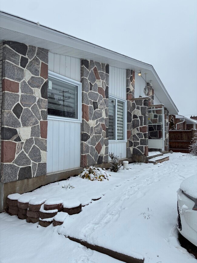 583 Main Rue in Gatineau, QC - Building Photo - Building Photo