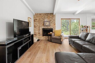 5206 Suburban Dr in Austin, TX - Building Photo - Building Photo