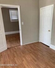 1610 Blue Ave in Jacksonville, FL - Building Photo - Building Photo