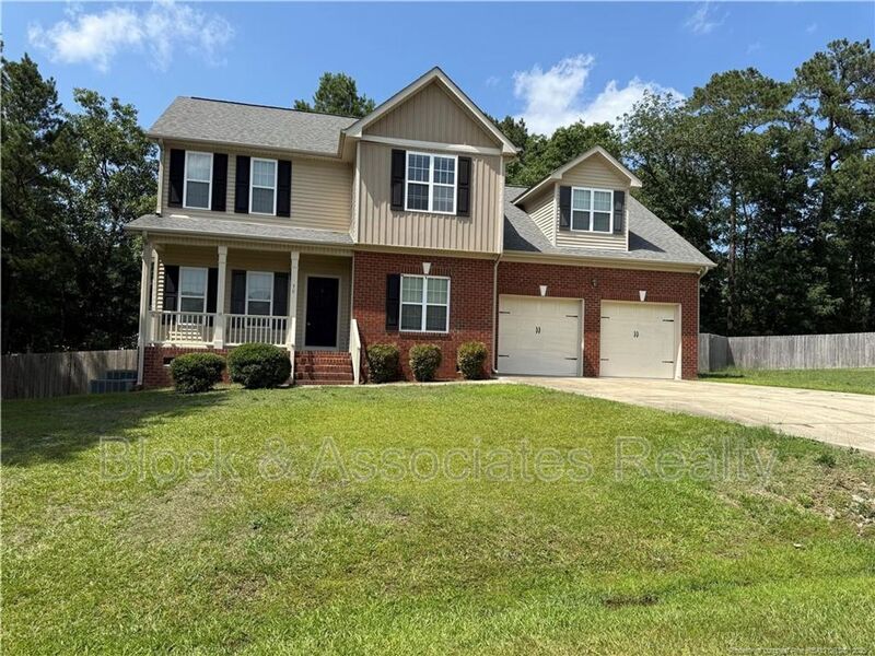 70 Carter Dr in Sanford, NC - Building Photo
