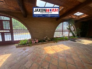 1067 Villa Linda Way in El Paso, TX - Building Photo - Building Photo