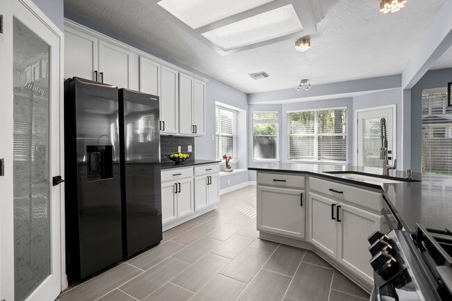 property at 47 N Winterport Cir