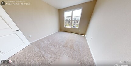 620 Veterans Blvd, Unit 1 in Redwood City, CA - Foto de edificio - Building Photo