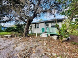12909 Litewood Dr in Hudson, FL - Building Photo