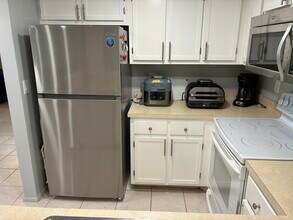 19505 Quesada Ave, Unit UU203 in Port Charlotte, FL - Building Photo - Building Photo