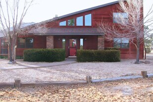 2550 Love Ln in Prescott, AZ - Building Photo