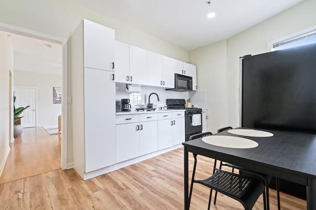 1626 Union Turnpike in North Bergen, NJ - Foto de edificio - Building Photo