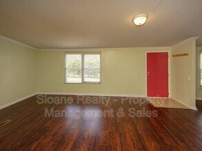 3184 Sanders Rd in Charleston, SC - Building Photo - Building Photo