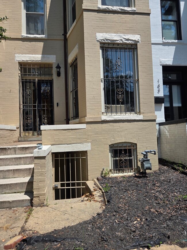 property at 145 Thomas St NW