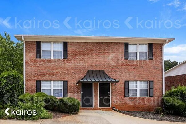 property at 105 Fawn Dr