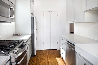 2110 Baker St in San Francisco, CA - Building Photo - Building Photo