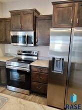 9402 W Dolores Dr in Sioux Falls, SD - Building Photo - Building Photo