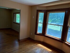 1781 Fairport Nine Mile Point Rd in Penfield, NY - Foto de edificio - Building Photo