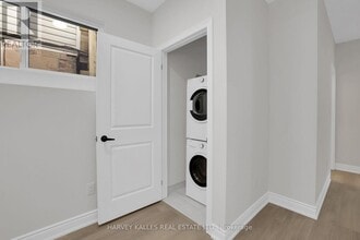19 Lambton Ave in Toronto, ON - Building Photo - Building Photo