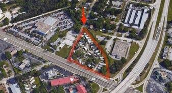 Pine Ridge Trailer Court in Pinellas Park, FL - Building Photo