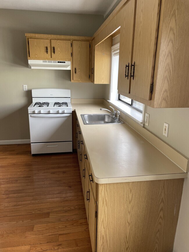 776 Broadway Apartments and Nearby Chelsea Apartments For Rent Chelsea, MA