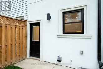 6 Luttrell Ave in Toronto, ON - Building Photo - Building Photo