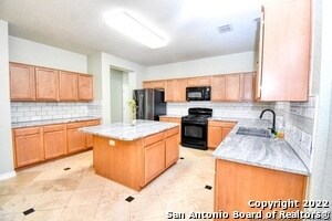 11823 William Carey in San Antonio, TX - Building Photo - Building Photo