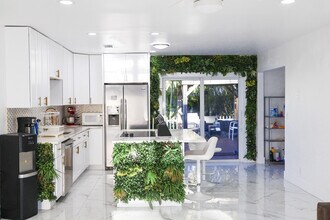 5905 Triphammer Rd in Greenacres, FL - Building Photo - Building Photo