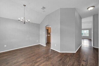 18441 Sunrise Oaks Ct in Montgomery, TX - Foto de edificio - Building Photo