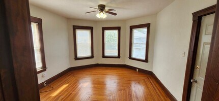 48 Everard St-Unit -2 in Worcester, MA - Building Photo - Building Photo