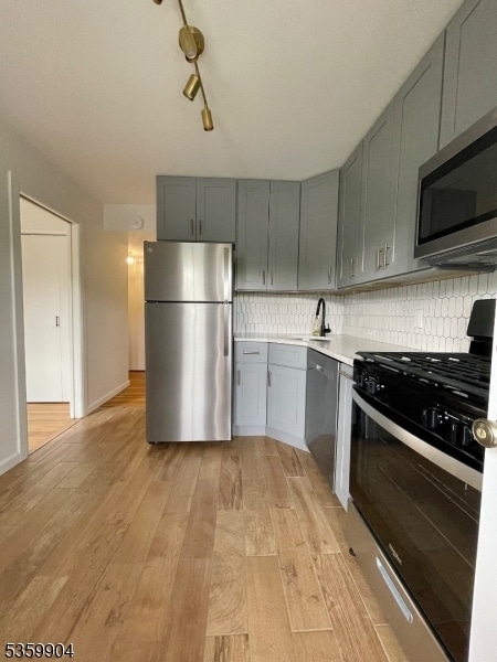 18 Dartmouth Ave in Bridgewater, NJ - Building Photo - Building Photo