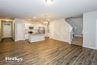 9421 Coddle Ct NW in Concord, NC - Foto de edificio - Building Photo