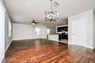 10136 Geese Trail Cir in Ruskin, FL - Building Photo - Building Photo