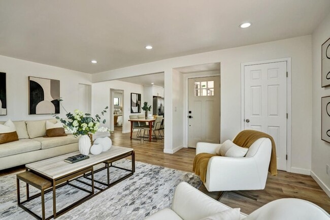 1563 150th Ave in San Leandro, CA - Building Photo - Building Photo