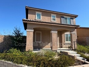 67464 Rio Oso Rd in Cathedral City, CA - Building Photo - Building Photo