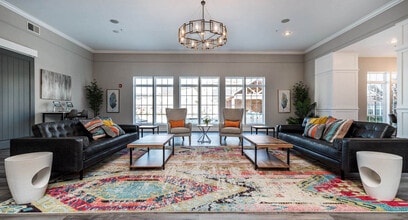 The Grand at Shoaff Park in Fort Wayne, IN - Foto de edificio - Building Photo