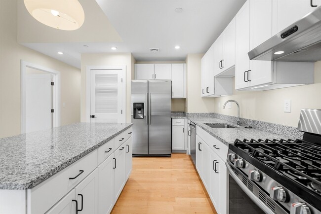 property at 2489 Washington St