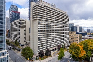 Yonge Eglinton Apartments – Duplex in Toronto, ON - Building Photo
