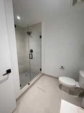 1930 NW 1st Pl, Unit A13 in Miami, FL - Building Photo - Building Photo